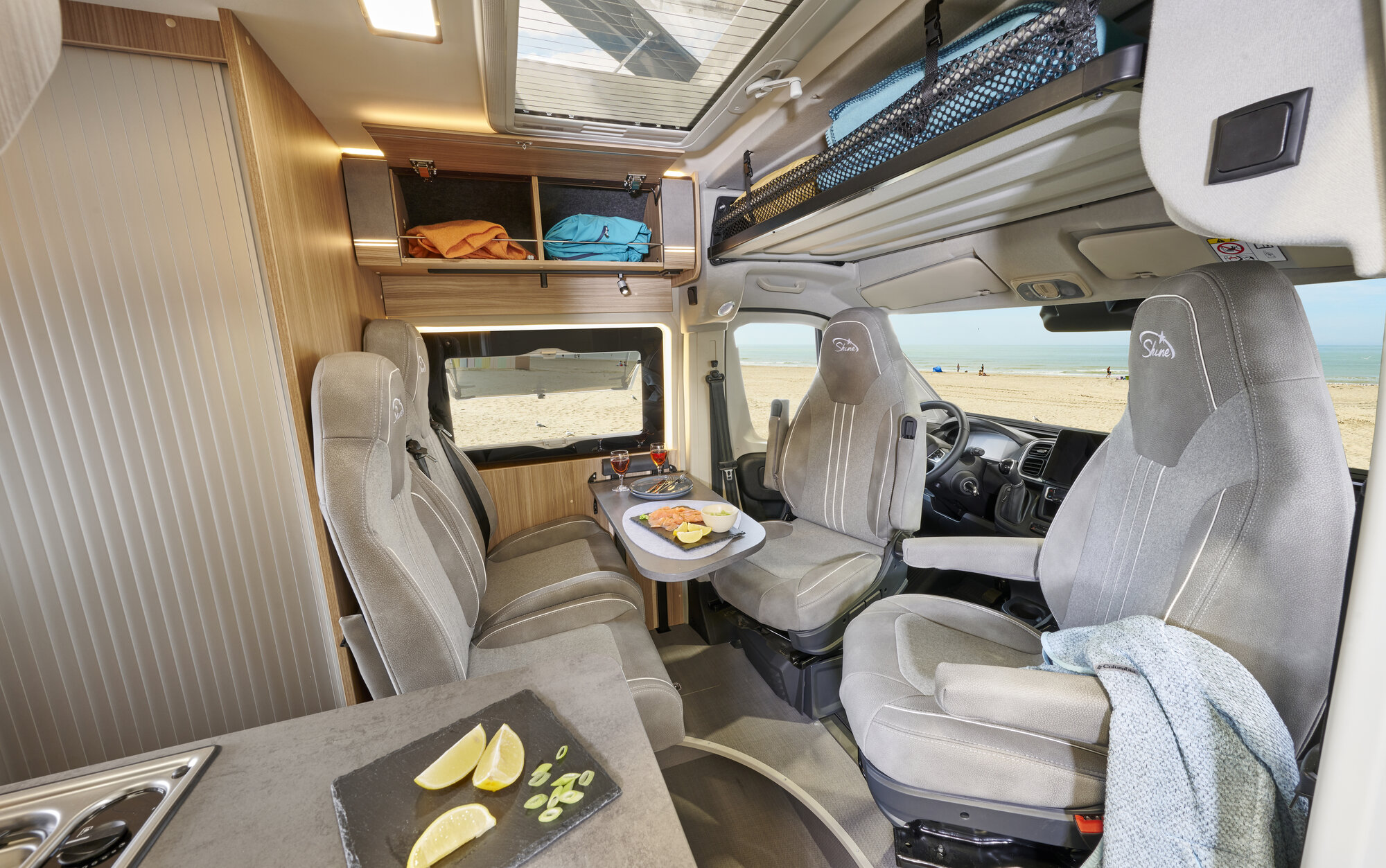 Pössl SUMMIT SHINE 600 L Elegance