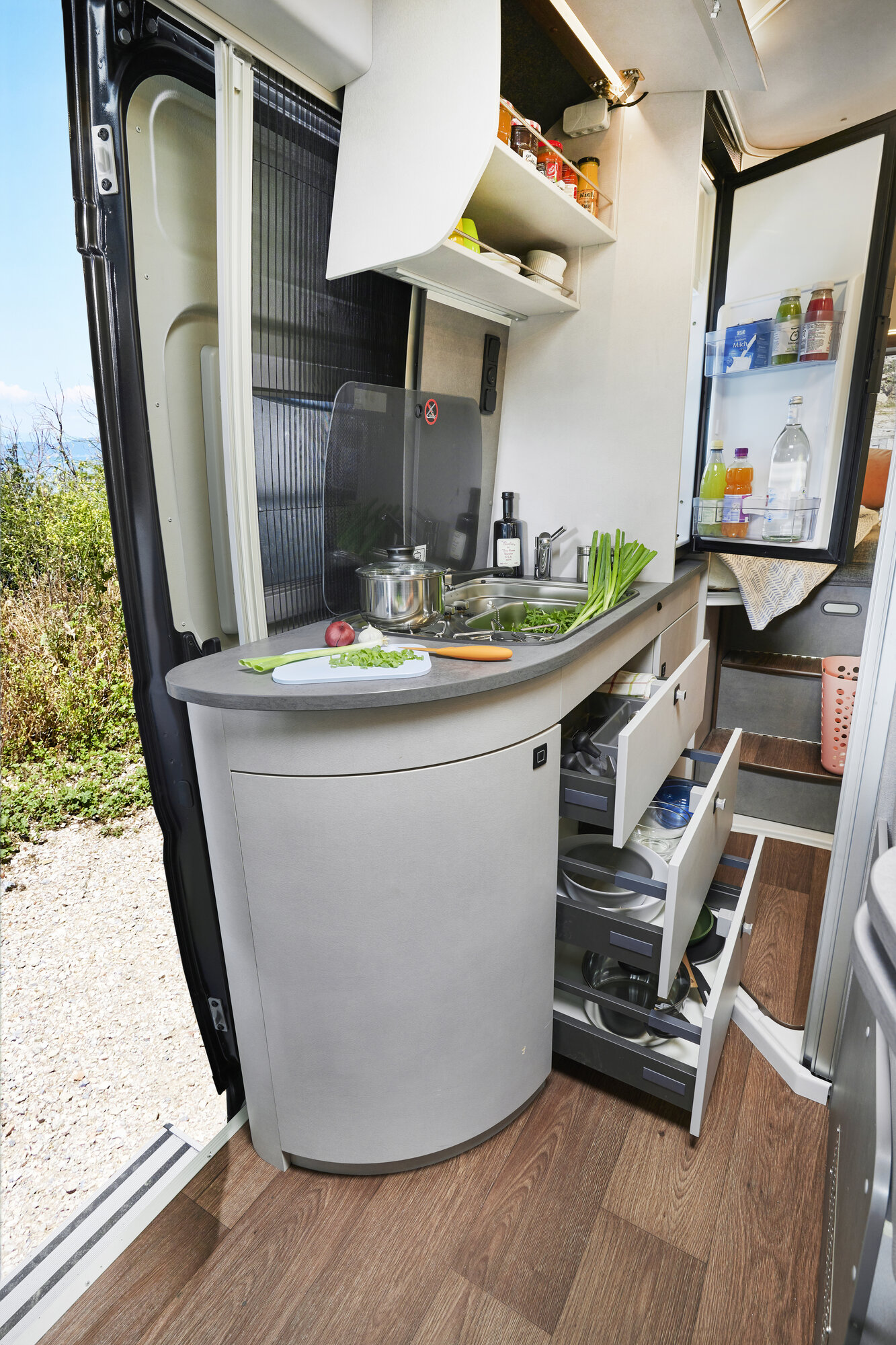 Pössl SUMMIT SHINE 640 R